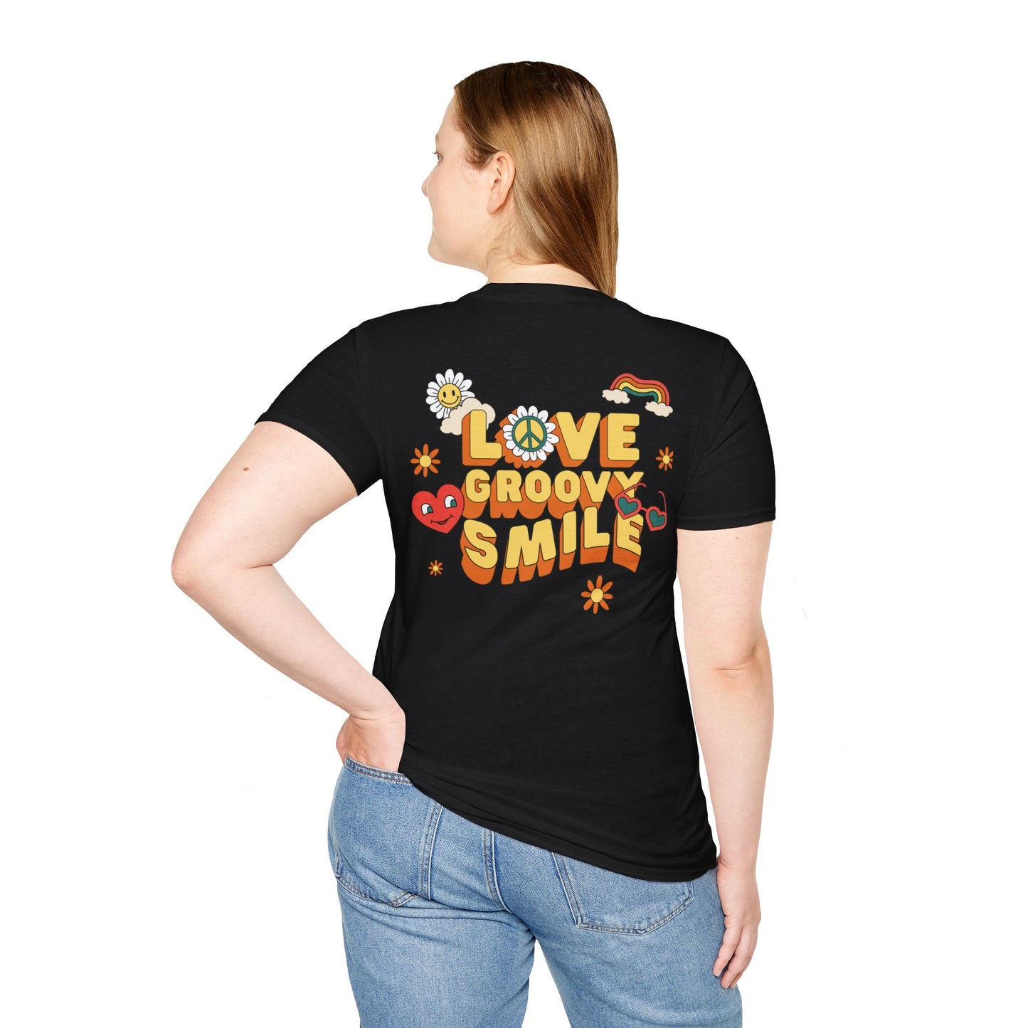 LOVE GROOVY SMILE T-SHIRT